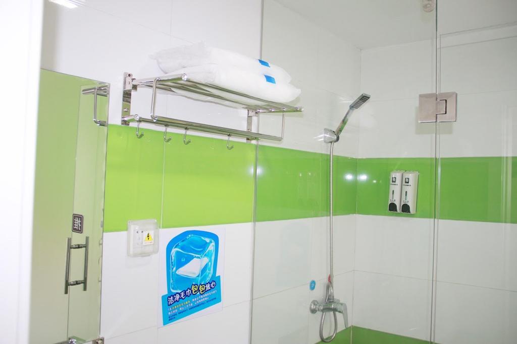7Days Inn Yueyang East Maoling Pedestrain Street Exterior foto
